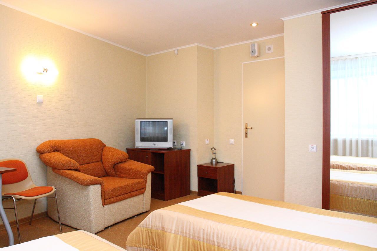 Slavinasport Hotel Zhlobin Extérieur photo
